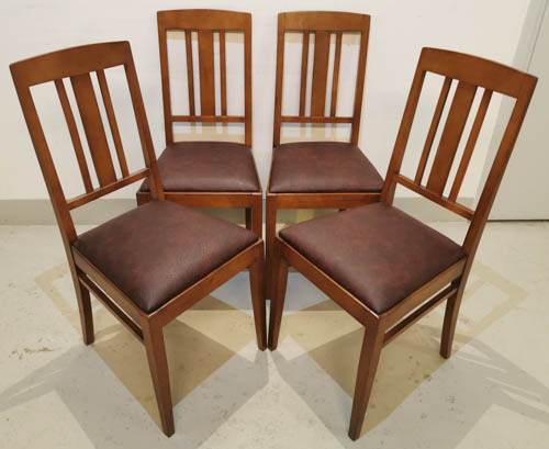 Ruokapöydän tuolit 13728