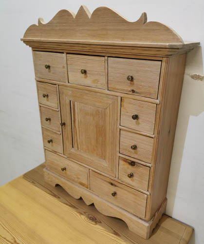 Seinälokerikko 16966