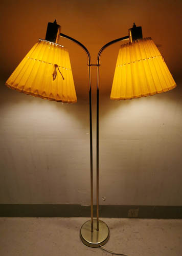 Lattiavalaisin 17103