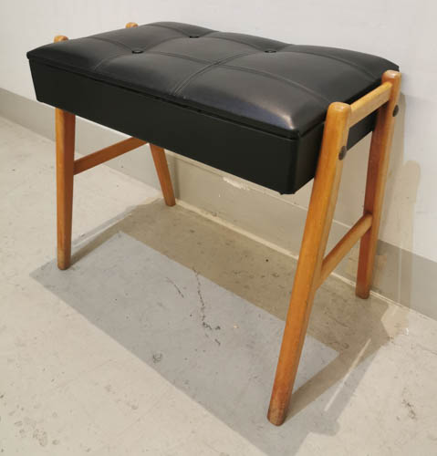 Rahi laatikolla 17388