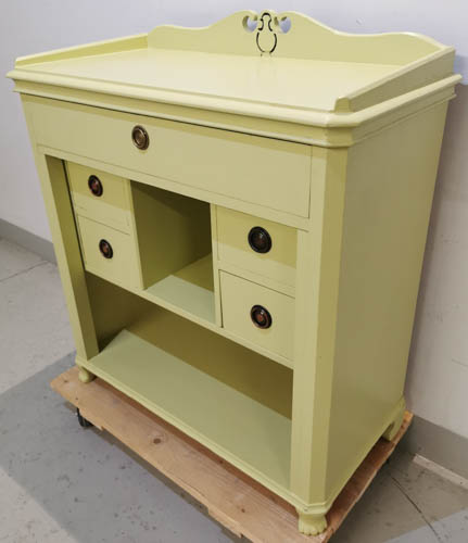 Laatikosto 1800-luvulta 17705