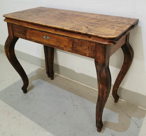 Pelipöytä tai työpöytä 17803