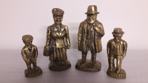 Pronssiset figuurit 7850