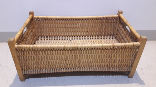 Sänky tai kori 8115